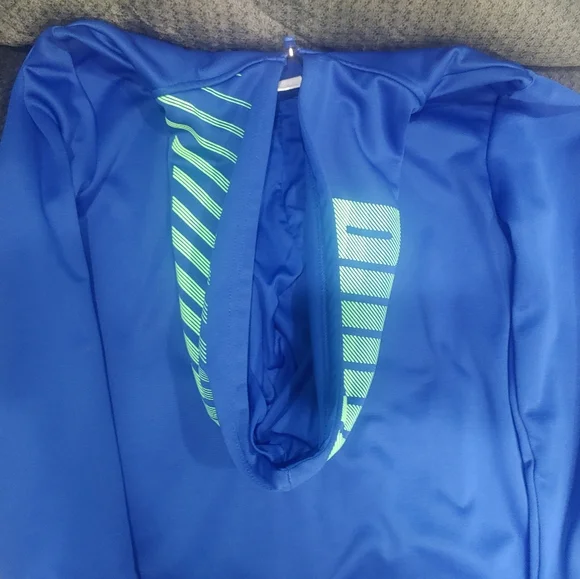 Puma sweatshirt Zip up jacket hoodie dri fit Youth boys - Picture 13 of 13